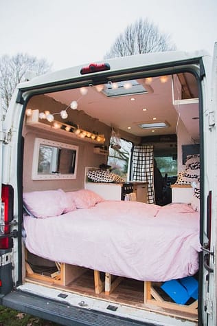 سيارة التخييم هي منزلك الخاص 
